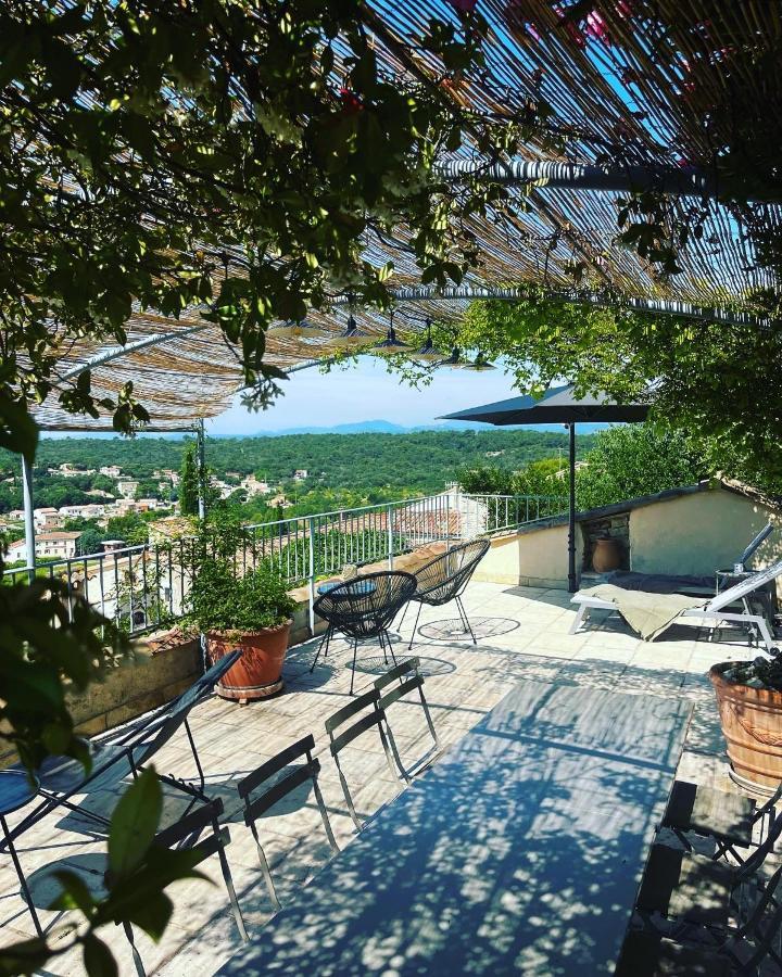 L'Ostal Bestort Vezenobres Bagian luar foto