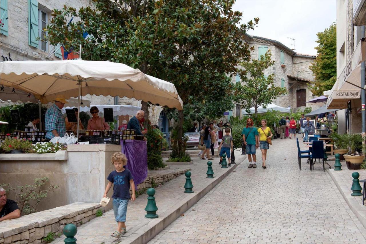 L'Ostal Bestort Vezenobres Bagian luar foto
