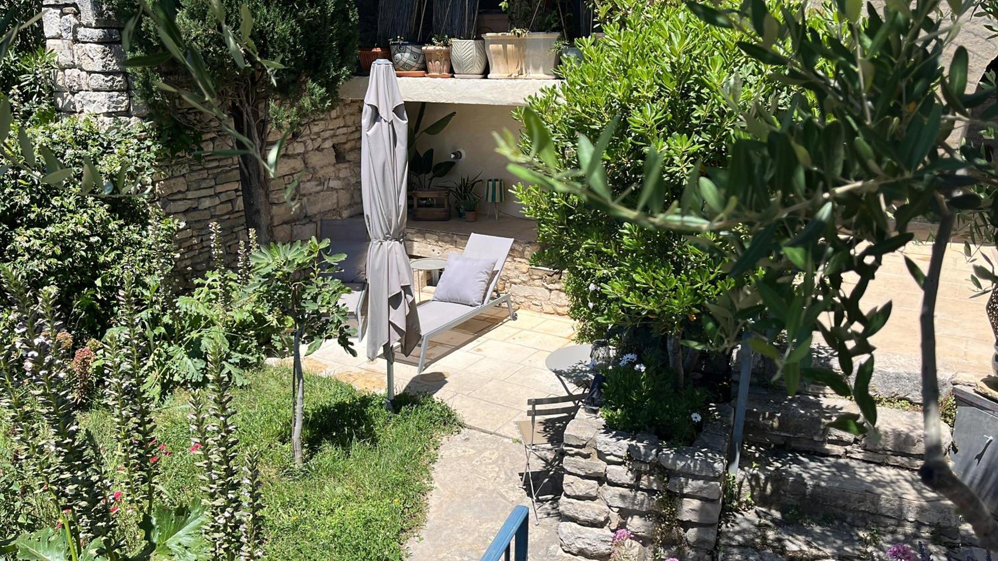 L'Ostal Bestort Vezenobres Bagian luar foto